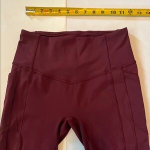 lululemon athletica Burgundy Leggings woman size 6 yoga gym workout dance pants